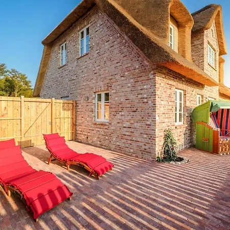 Holiday home In With Swimming Pool