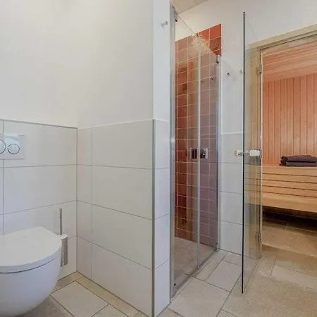 Holiday home In With Swimming Pool Pellworm
